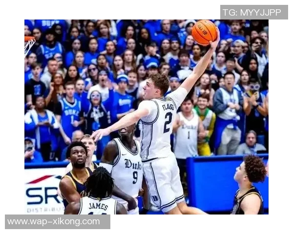 夸梅调侃艾顿表现出色赞其空接能力大幅提升曾被视为水货球员