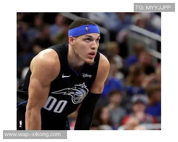 阿隆戈登复出表现出色15投8中贡献20分6篮板罚球命中率高达667 阿隆戈登复出表现出色15投8中贡献20分6篮板罚球命中率高达667