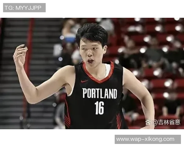 美媒体人点评杨瀚森身体素质不足新秀约基奇展现更强上篮能力与稳定性