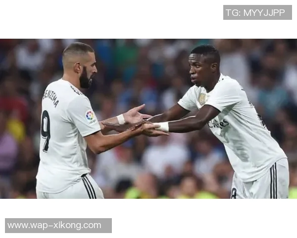 17岁卡尔模仿维尼修斯庆祝引发皇马博主热议皇梦成真可能性分析 17岁卡尔模仿维尼修斯庆祝引发皇马博主热议皇梦成真可能性分析