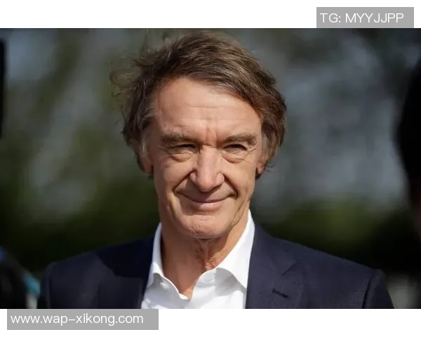 拉特克利夫亲临现场关注曼联U18青训发展展现对年轻球员的重视 拉特克利夫亲临现场关注曼联U18青训发展展现对年轻球员的重视